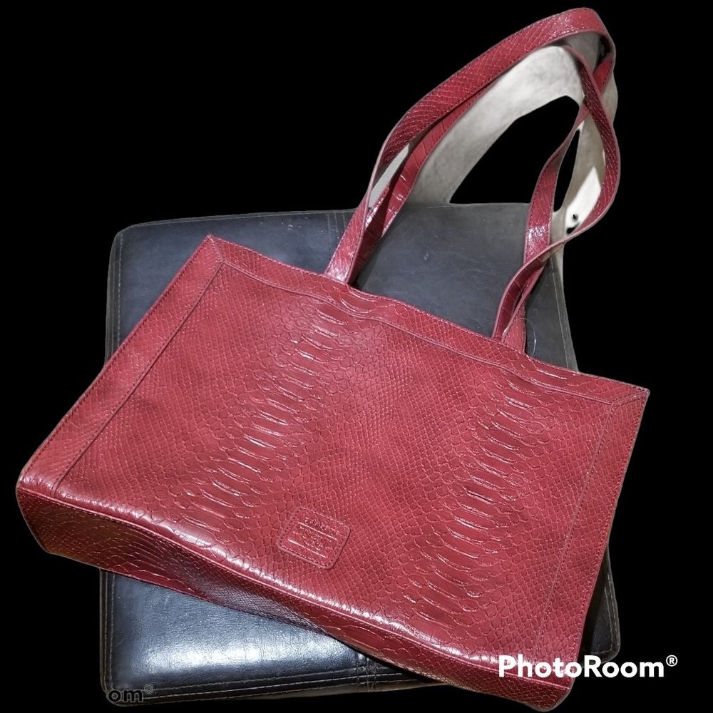 LIZ CLAIBORNE Vegan Croc Purse - Picture 9 of 9